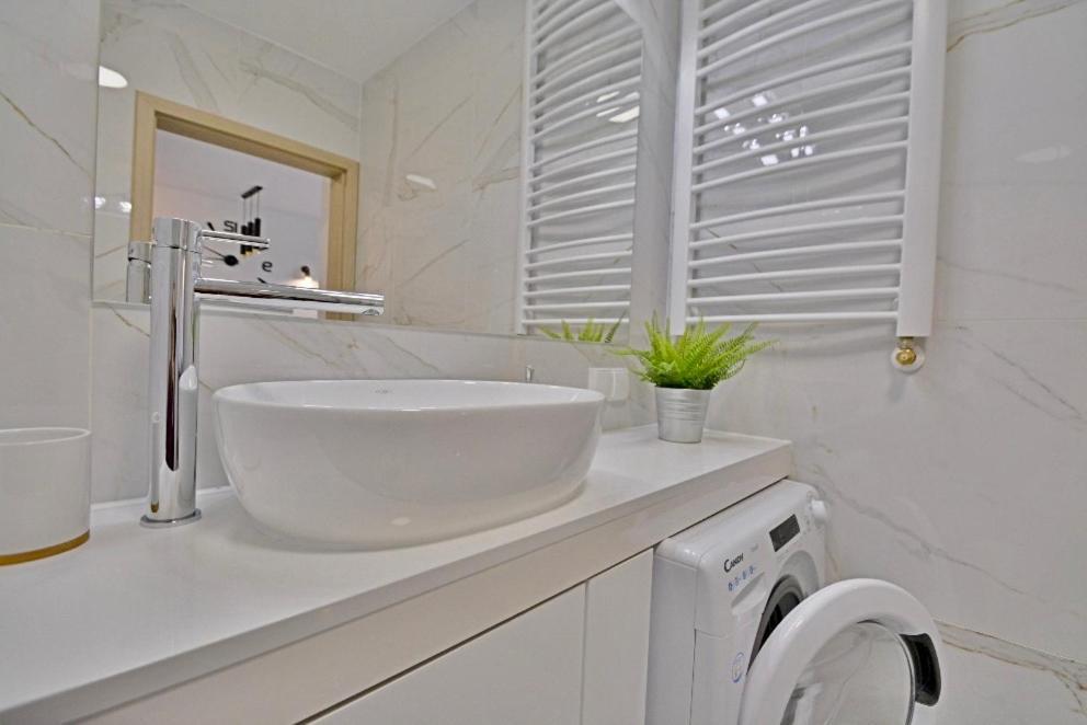 Apartment Green With Private Bike Storage Świnoujście Екстериор снимка
